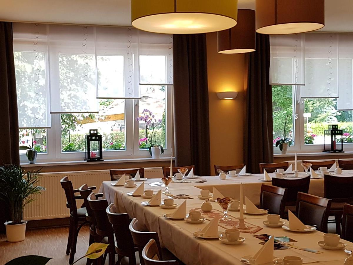 Gasthof Zur Friedenseiche Lohsa Екстер'єр фото
